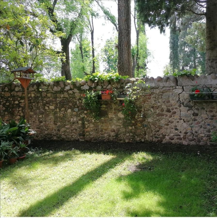 巴多利诺La Casa Di Marzia公寓 外观 照片